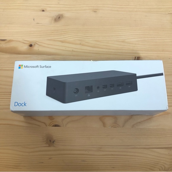 Microsoft 1661 Docking Station for Microsoft Surface Pro. PD9-00003 New Open Box - Picture 1 of 6